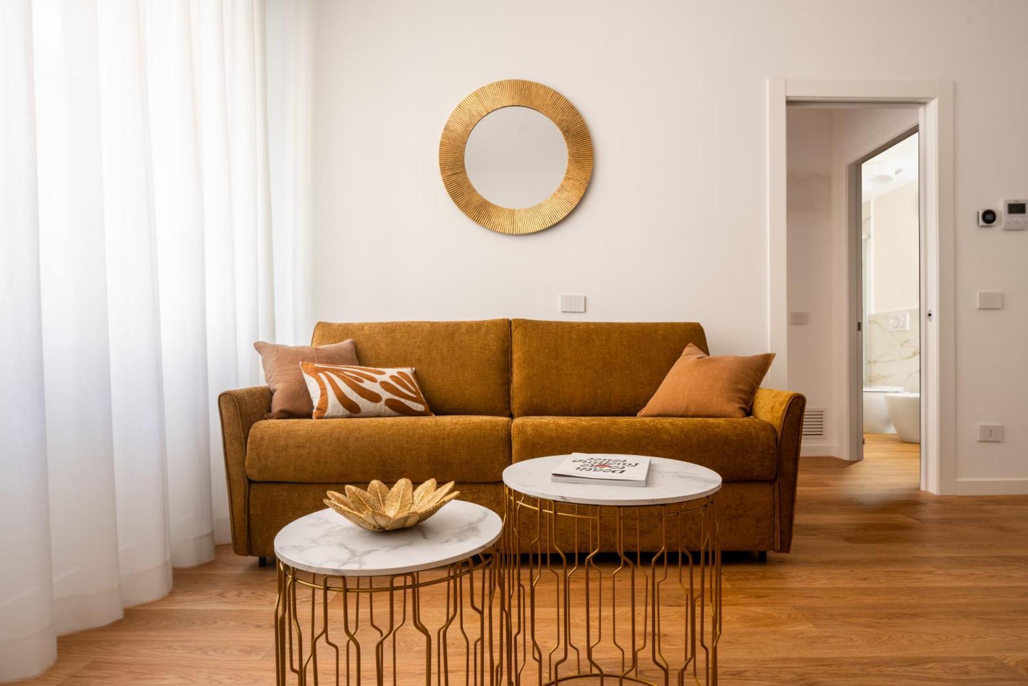 San Babila Design Apartment R&R Милан Экстерьер фото